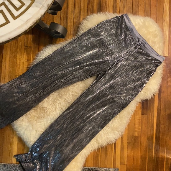 VICTORIAS SECRET Silver black pants - Picture 2 of 3